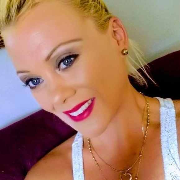 Meet your Posher, Staci - Picture 1 of 1